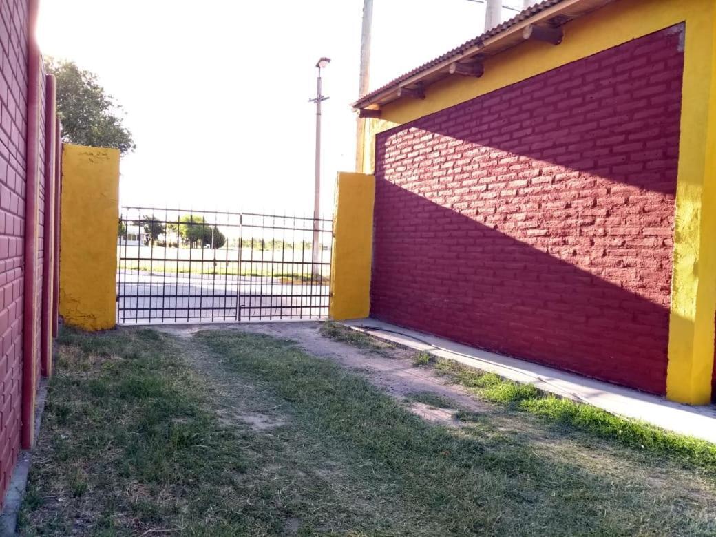 Departamentos Peumayen Río Colorado Buitenkant foto